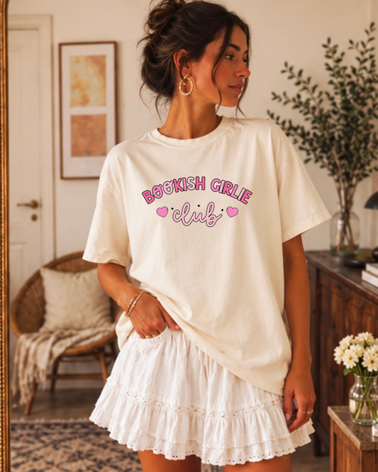 bookish girlie Tee ✨